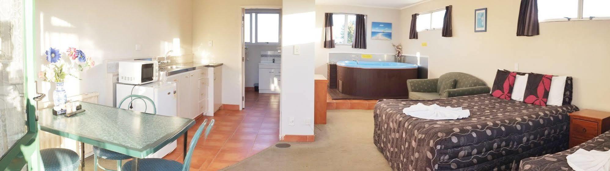Gateway International Motel Роторуа Экстерьер фото